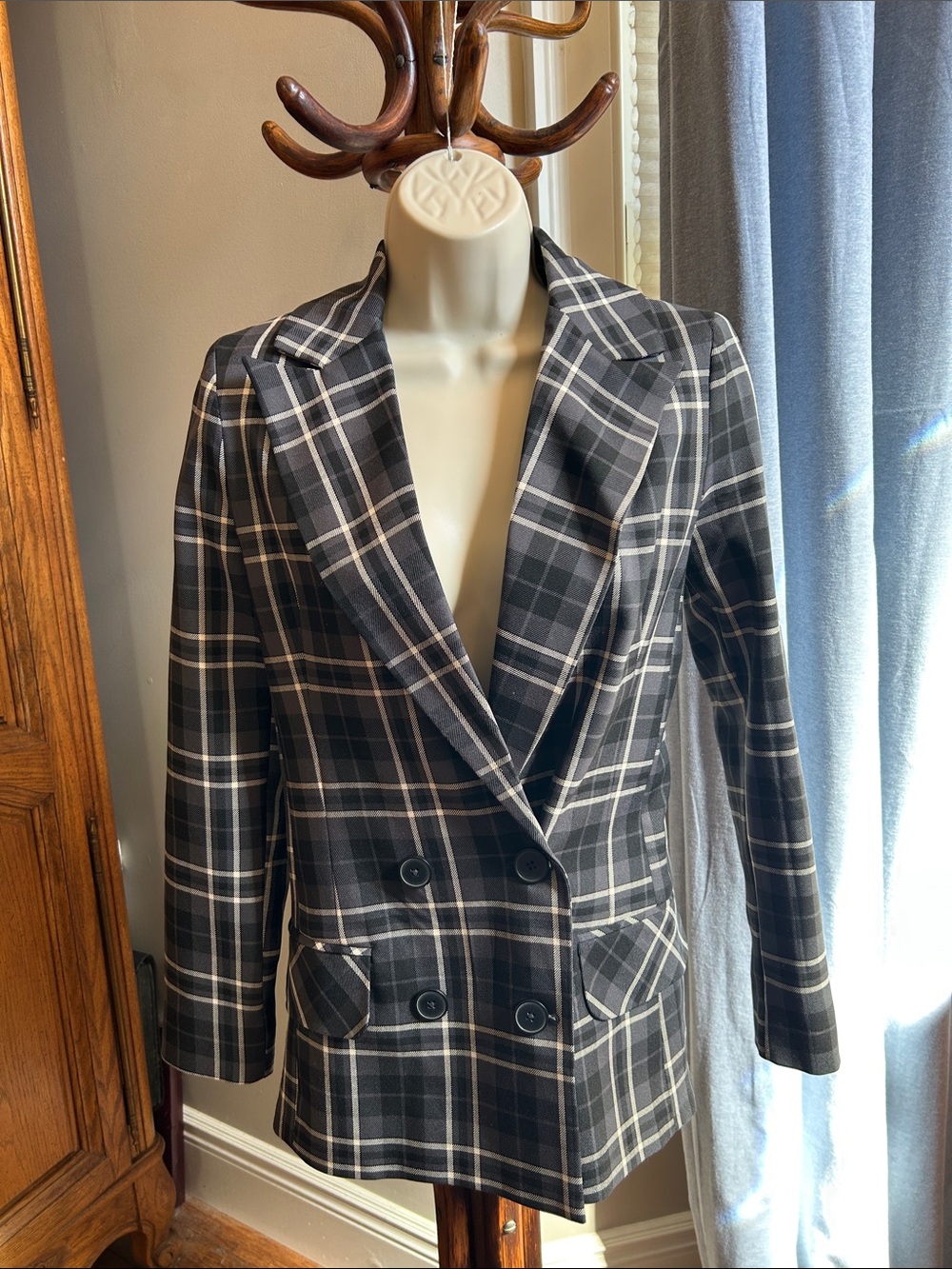 Primark Plaid Blazer in Black, Cream, & Gray